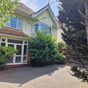 Great In A Beautiful And Cosy House Bournemouth